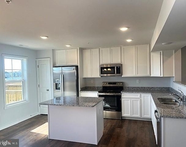 148 Olga Drive - Photo Thumbnail 18