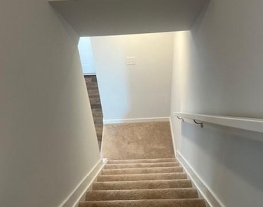 148 Olga Drive - Photo Thumbnail 24