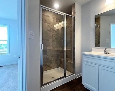 148 Olga Drive - Photo Thumbnail 41