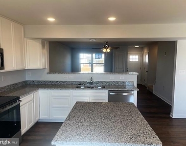 148 Olga Drive - Photo Thumbnail 17