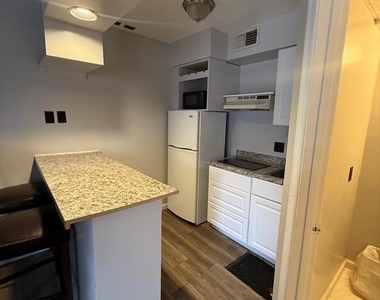 2971 Valley Avenue - Photo Thumbnail 2