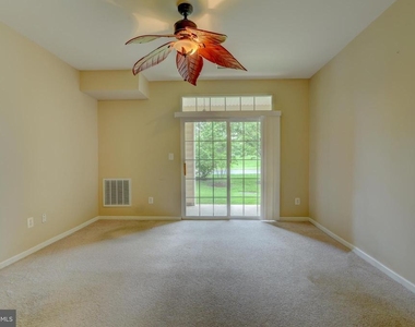 43920 Hickory Corner Terrace - Photo Thumbnail 23