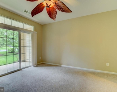 43920 Hickory Corner Terrace - Photo Thumbnail 24