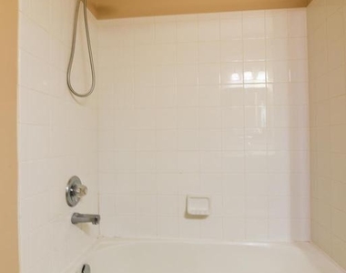 43920 Hickory Corner Terrace - Photo Thumbnail 18