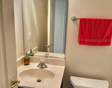 1607 Seneca Avenue - Photo Thumbnail 32