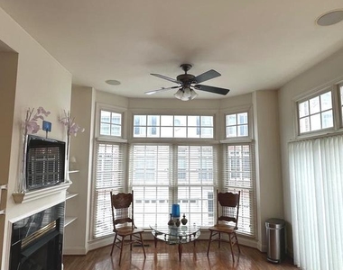 1607 Seneca Avenue - Photo Thumbnail 10