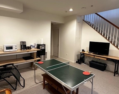 1607 Seneca Avenue - Photo Thumbnail 28