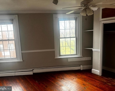 6330 Germantown Avenue - Photo Thumbnail 4
