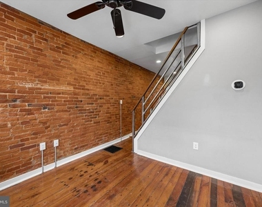 2663 Martha Street - Photo Thumbnail 3