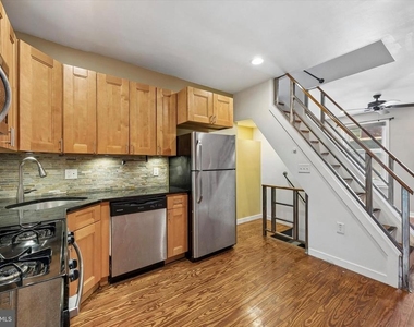 2663 Martha Street - Photo Thumbnail 4