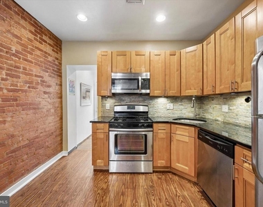 2663 Martha Street - Photo Thumbnail 5