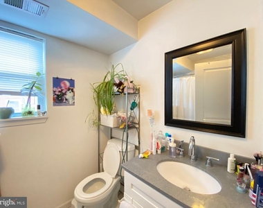 2031 E Susquehanna Avenue - Photo Thumbnail 7