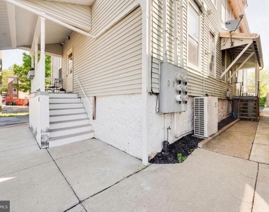 26 Willow Street - Photo Thumbnail 4