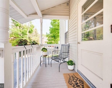 26 Willow Street - Photo Thumbnail 3