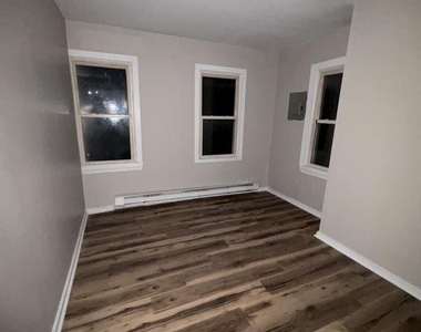 85 Union Street - Photo Thumbnail 10