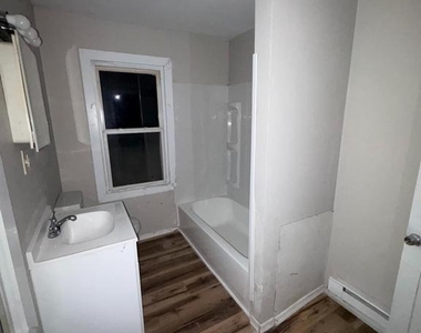85 Union Street - Photo Thumbnail 7