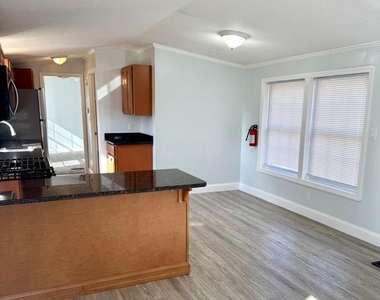 1616 N Main Street - Photo Thumbnail 11