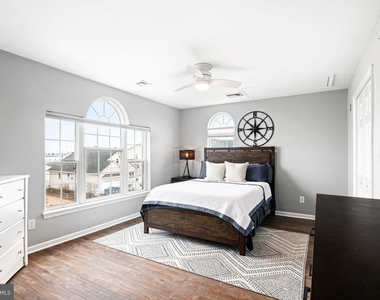 536 W Montgomery Avenue - Photo Thumbnail 29