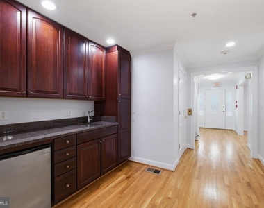 711 Lamberton Drive - Photo Thumbnail 20