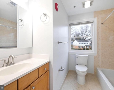 711 Lamberton Drive - Photo Thumbnail 40