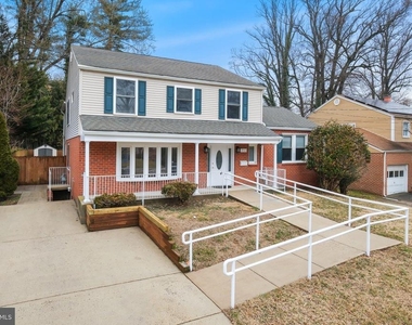 711 Lamberton Drive - Photo Thumbnail 1