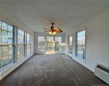 115 Zane Drive - Photo Thumbnail 9