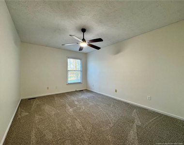115 Zane Drive - Photo Thumbnail 18