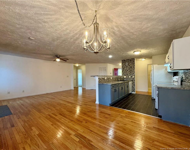 115 Zane Drive - Photo Thumbnail 5