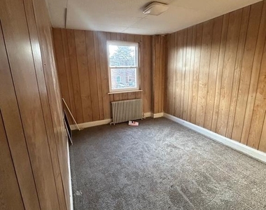 3513 Horton Avenue - Photo Thumbnail 4