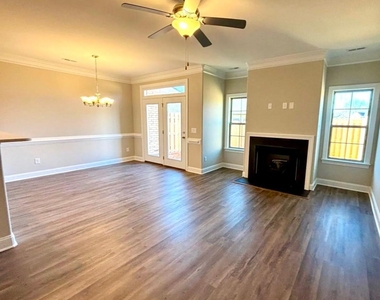 986 Bonanza Lane - Photo Thumbnail 7