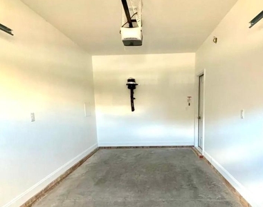 986 Bonanza Lane - Photo Thumbnail 16