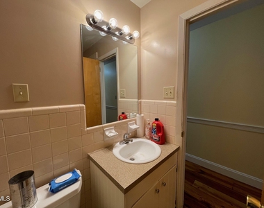 280 Montague Road - Photo Thumbnail 12