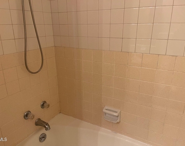 280 Montague Road - Photo Thumbnail 8