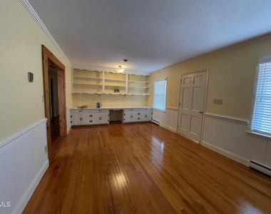280 Montague Road - Photo Thumbnail 5