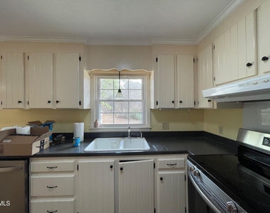 280 Montague Road - Photo Thumbnail 25
