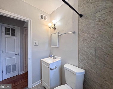 4630 Hillside Road Se - Photo Thumbnail 6