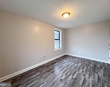 4630 Hillside Road Se - Photo Thumbnail 4