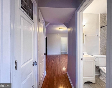 4630 Hillside Road Se - Photo Thumbnail 7