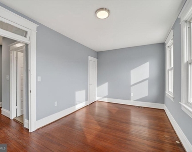 632 Franklin Street Ne - Photo Thumbnail 7
