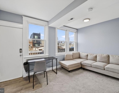 632 Franklin Street Ne - Photo Thumbnail 6