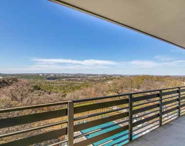 3600 S Lamar Blvd - Photo Thumbnail 9