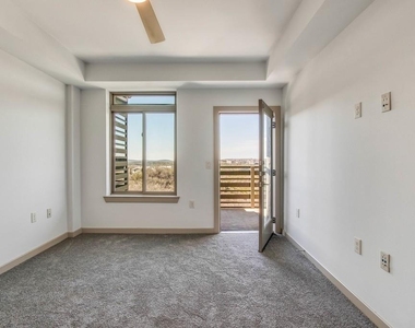 3600 S Lamar Blvd - Photo Thumbnail 17