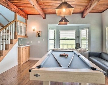 15805 Richards Dr - Photo Thumbnail 10
