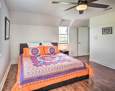 15805 Richards Dr - Photo Thumbnail 21
