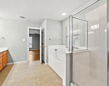 2200 N Shields Dr - Photo Thumbnail 13
