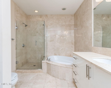 1431 Riverplace Boulevard - Photo Thumbnail 9
