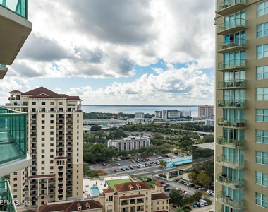 1431 Riverplace Boulevard - Photo Thumbnail 1