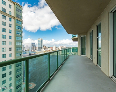 1431 Riverplace Boulevard - Photo Thumbnail 13