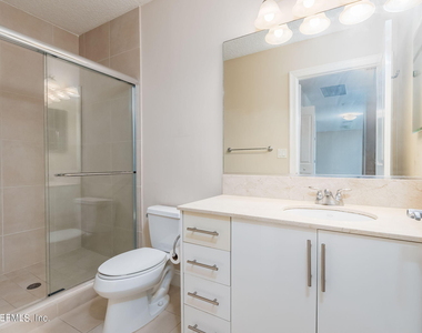 1431 Riverplace Boulevard - Photo Thumbnail 12