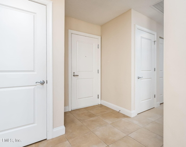 1431 Riverplace Boulevard - Photo Thumbnail 28